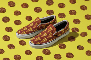 Vans_LateNightPack_ClassicSlipOn_Pizza